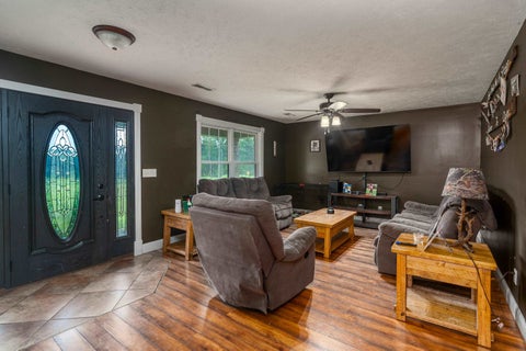 Tiny photo for 11203 MURRAH Road, Marion, IL 62959 (MLS # 100539086)