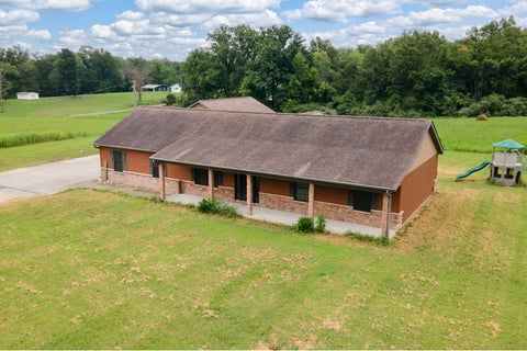 Tiny photo for 11203 MURRAH Road, Marion, IL 62959 (MLS # 100539086)