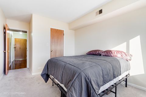 Tiny photo for 9820 S Pulaski Road #314, Oak Lawn, IL 60453 (MLS # 12515957)