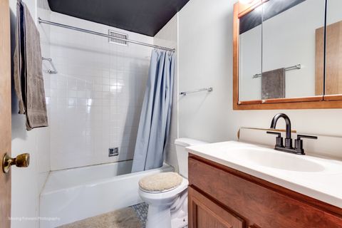 Tiny photo for 9820 S Pulaski Road #314, Oak Lawn, IL 60453 (MLS # 12515957)