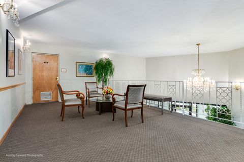 Tiny photo for 9820 S Pulaski Road #314, Oak Lawn, IL 60453 (MLS # 12515957)