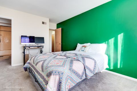 Tiny photo for 9820 S Pulaski Road #314, Oak Lawn, IL 60453 (MLS # 12515957)