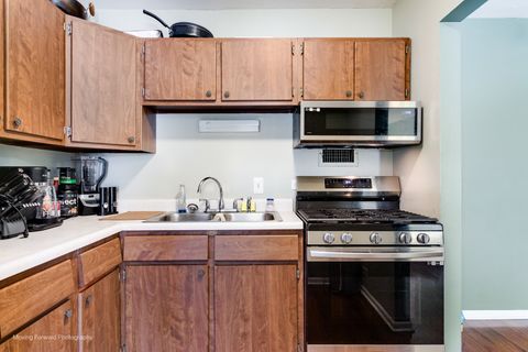 Tiny photo for 9820 S Pulaski Road #314, Oak Lawn, IL 60453 (MLS # 12515957)