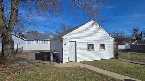 Tiny photo for 417 S Lewis Avenue, Waukegan, IL 60085 (MLS # 12604435)