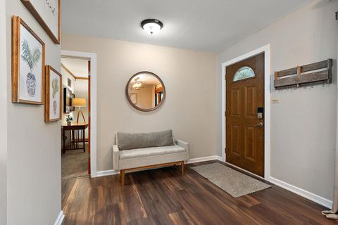 Tiny photo for 17220 Central Avenue, Tinley Park, IL 60477 (MLS # 12503121)