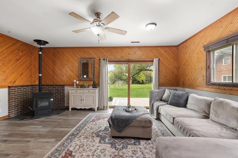 Tiny photo for 17220 Central Avenue, Tinley Park, IL 60477 (MLS # 12503121)