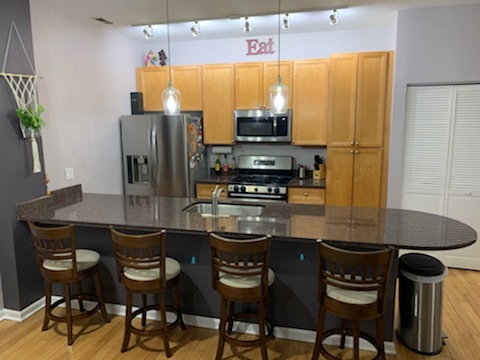 807 W 14th Place 3B