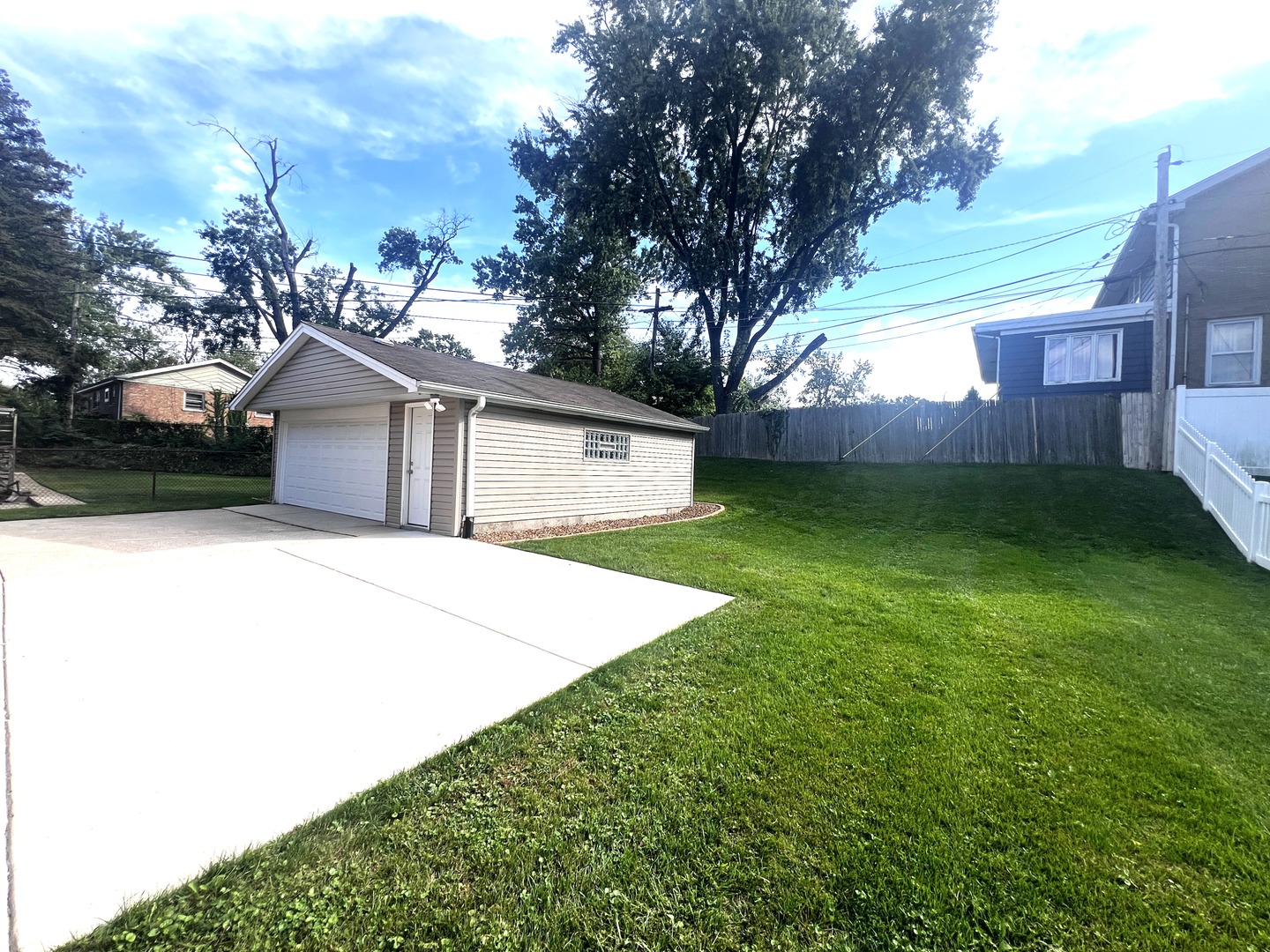 1741 Evergreen Road
