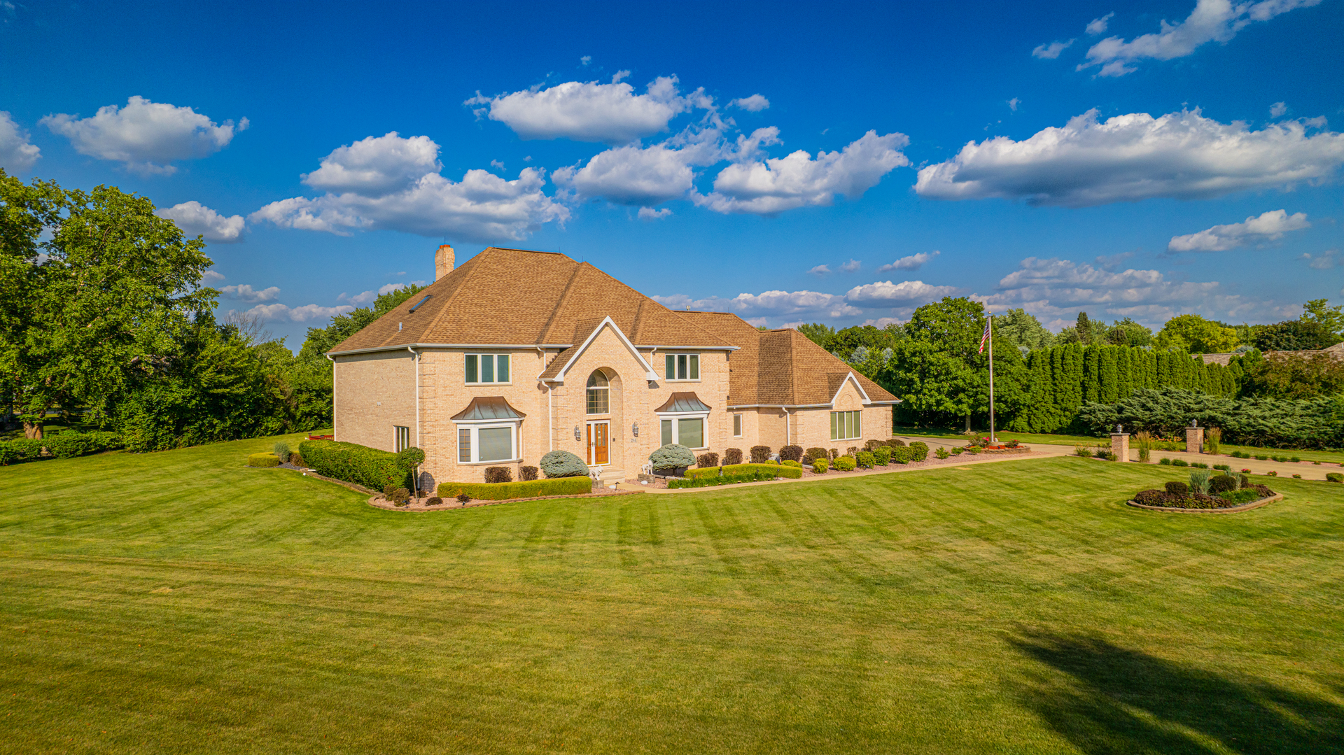 284 Barrington Lane