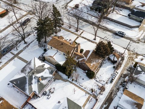 Tiny photo for 7340 W Keeney Street, Niles, IL 60714 (MLS # 12546288)