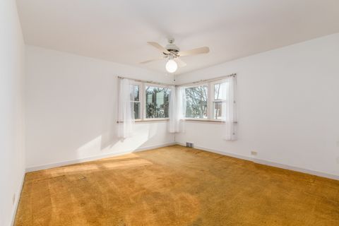 Tiny photo for 7340 W Keeney Street, Niles, IL 60714 (MLS # 12546288)