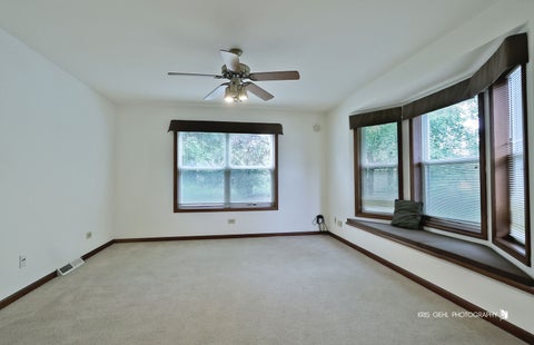 Tiny photo for 9 Hialeah Court, Grayslake, IL 60030 (MLS # 12745809)