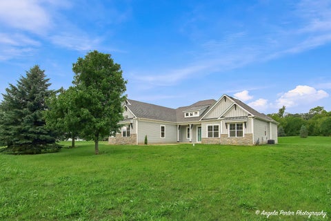 Tiny photo for 2907 Pioneer Oaks Drive, Ringwood, IL 60072 (MLS # 12766131)