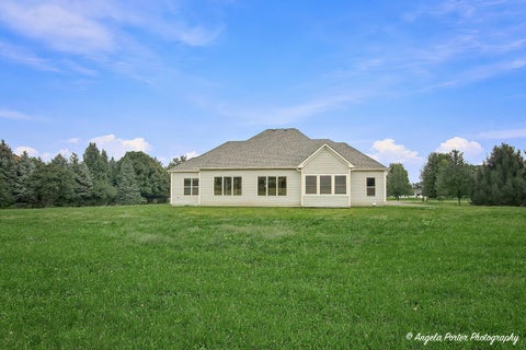 Tiny photo for 2907 Pioneer Oaks Drive, Ringwood, IL 60072 (MLS # 12766131)