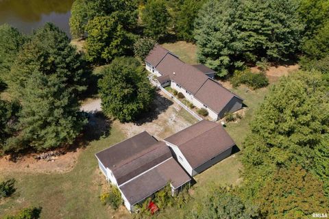 Tiny photo for 350 OAK GROVE Road, Makanda, IL 62958 (MLS # EB459867)