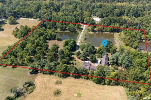 Tiny photo for 350 Oak Grove Road, Makanda, IL 62958 (MLS # EB459867)