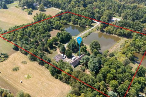 Tiny photo for 350 Oak Grove Road, Makanda, IL 62958 (MLS # EB459867)