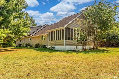 Tiny photo for 350 Oak Grove Road, Makanda, IL 62958 (MLS # EB459867)