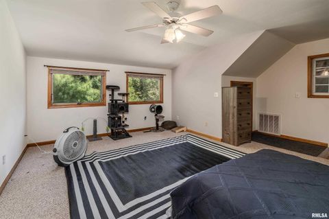 Tiny photo for 350 Oak Grove Road, Makanda, IL 62958 (MLS # EB459867)