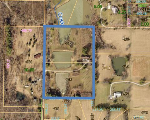 Tiny photo for 350 Oak Grove Road, Makanda, IL 62958 (MLS # EB459867)