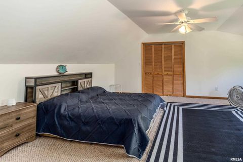 Tiny photo for 350 Oak Grove Road, Makanda, IL 62958 (MLS # EB459867)