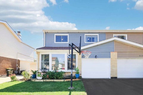 Photo of 9041 W Oaks Avenue, Des Plaines, IL 60016 (MLS # 12781483)