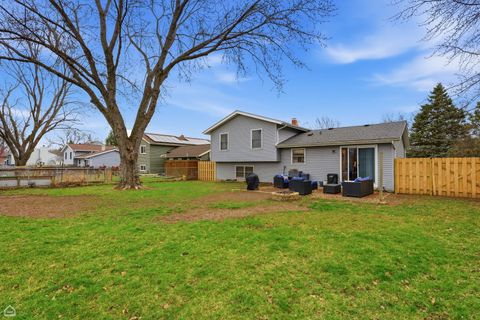 Tiny photo for 3706 W Bradley Court, McHenry, IL 60050 (MLS # 12608412)