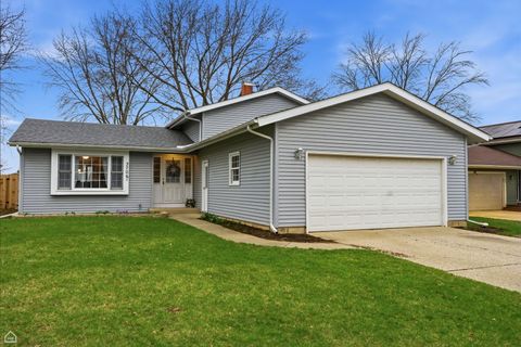 Photo of 3706 W Bradley Court, McHenry, IL 60050 (MLS # 12608412)