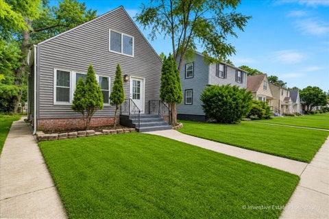 Tiny photo for 14813 Evers Street, Dolton, IL 60419 (MLS # 12773263)