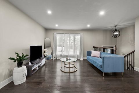 Tiny photo for 17803 Dogwood Lane, Hazel Crest, IL 60429 (MLS # 12485293)