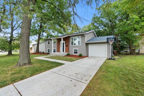 Tiny photo for 17803 Dogwood Lane, Hazel Crest, IL 60429 (MLS # 12485293)