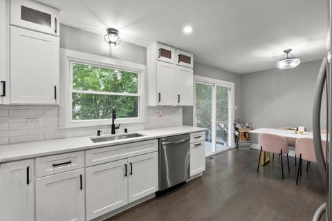 Tiny photo for 17803 Dogwood Lane, Hazel Crest, IL 60429 (MLS # 12485293)