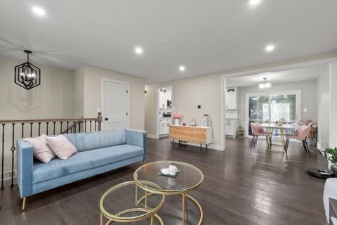 Tiny photo for 17803 Dogwood Lane, Hazel Crest, IL 60429 (MLS # 12485293)