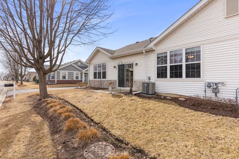 Tiny photo for 16346 Crescent Lake Drive, Crest Hill, IL 60403 (MLS # 12571425)
