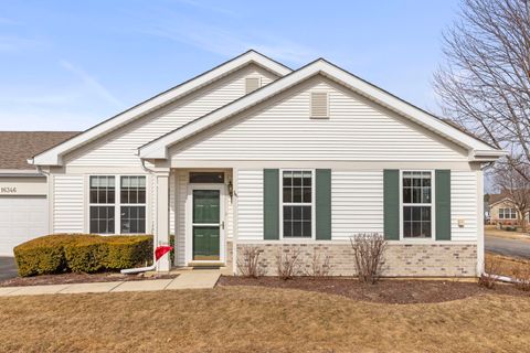 Tiny photo for 16346 Crescent Lake Drive, Crest Hill, IL 60403 (MLS # 12571425)
