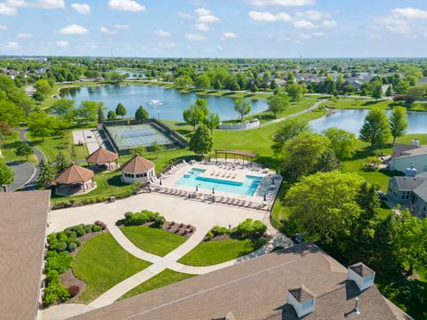 Tiny photo for 16346 Crescent Lake Drive, Crest Hill, IL 60403 (MLS # 12571425)