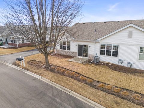 Tiny photo for 16346 Crescent Lake Drive, Crest Hill, IL 60403 (MLS # 12571425)