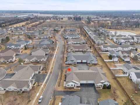 Tiny photo for 16346 Crescent Lake Drive, Crest Hill, IL 60403 (MLS # 12571425)