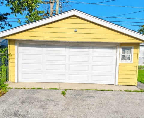 Tiny photo for 1333 Burnham Avenue, Calumet City, IL 60409 (MLS # 12738582)