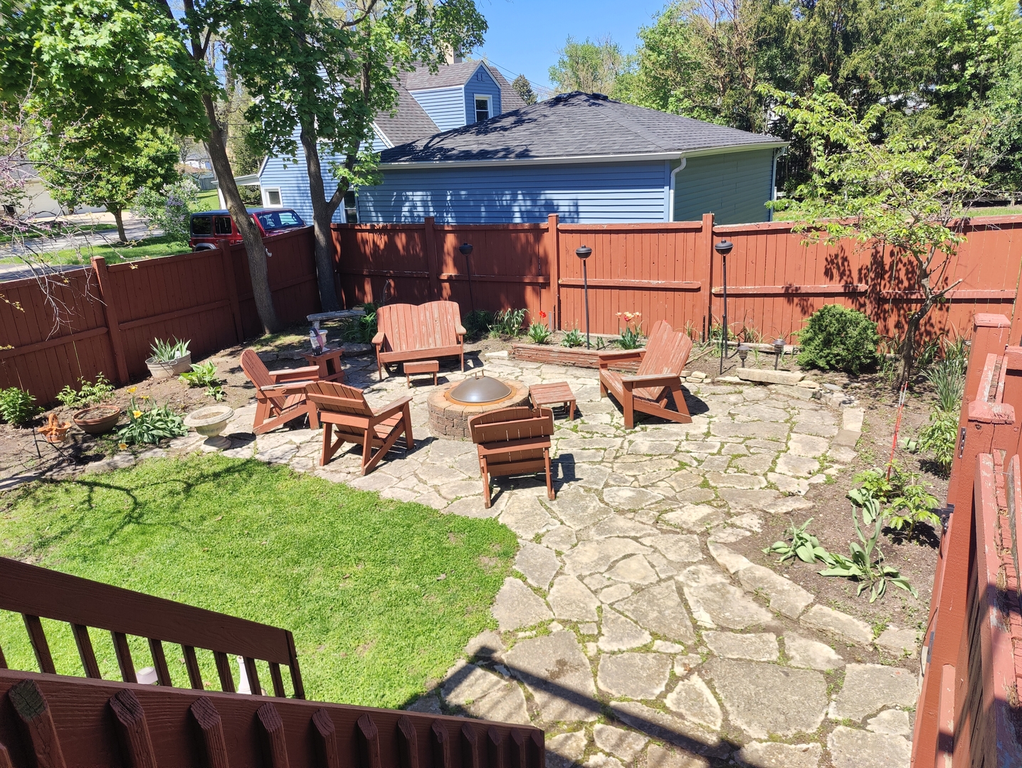 228 W Grove Street