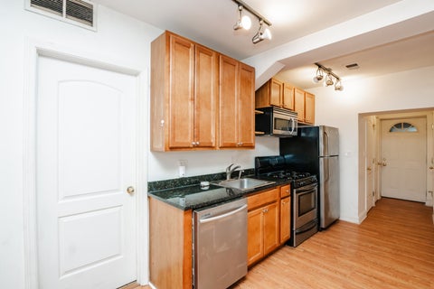 Tiny photo for 4014 N SPAULDING Avenue #GDN, Chicago, IL 60618 (MLS # 12793850)