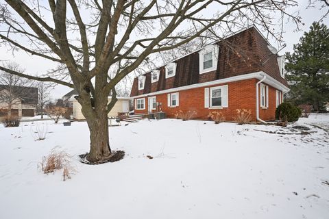 Tiny photo for 360 Erie Circle, Bloomingdale, IL 60108 (MLS # 12588542)