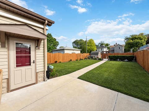 Tiny photo for 562 Liberty Street, Joliet, IL 60432 (MLS # 12652322)