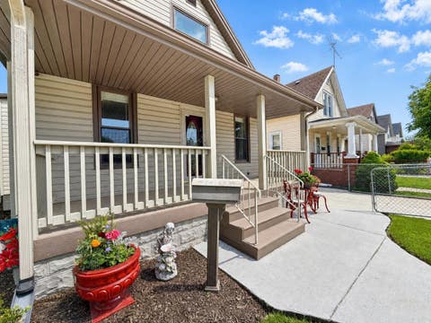 Tiny photo for 562 Liberty Street, Joliet, IL 60432 (MLS # 12652322)