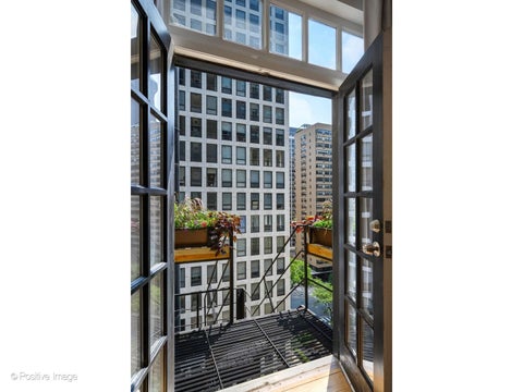 Tiny photo for 257 E Delaware Place #10AB, Chicago, IL 60611 (MLS # 12774015)