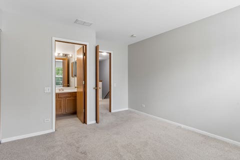 Tiny photo for 2943 STONEWATER Drive #2943, Naperville, IL 60564 (MLS # 12727552)
