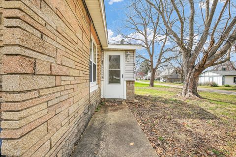 Tiny photo for 106 E Harrison Street, Catlin, IL 61817 (MLS # 12599654)