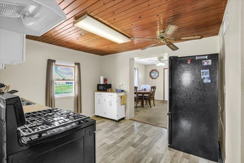 Tiny photo for 106 E Harrison Street, Catlin, IL 61817 (MLS # 12599654)