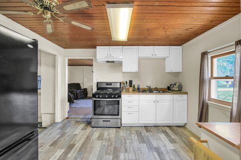 Tiny photo for 106 E Harrison Street, Catlin, IL 61817 (MLS # 12599654)