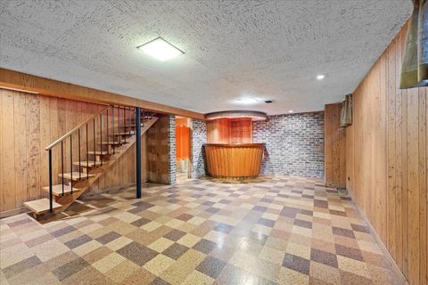 Tiny photo for 236 Bristol Street, Northfield, IL 60093 (MLS # 12500747)